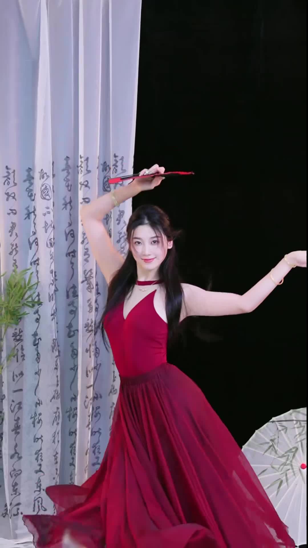#徐婉婷 #抖音 #舞蹈 #中国舞 @ikan_live 2024-10-09