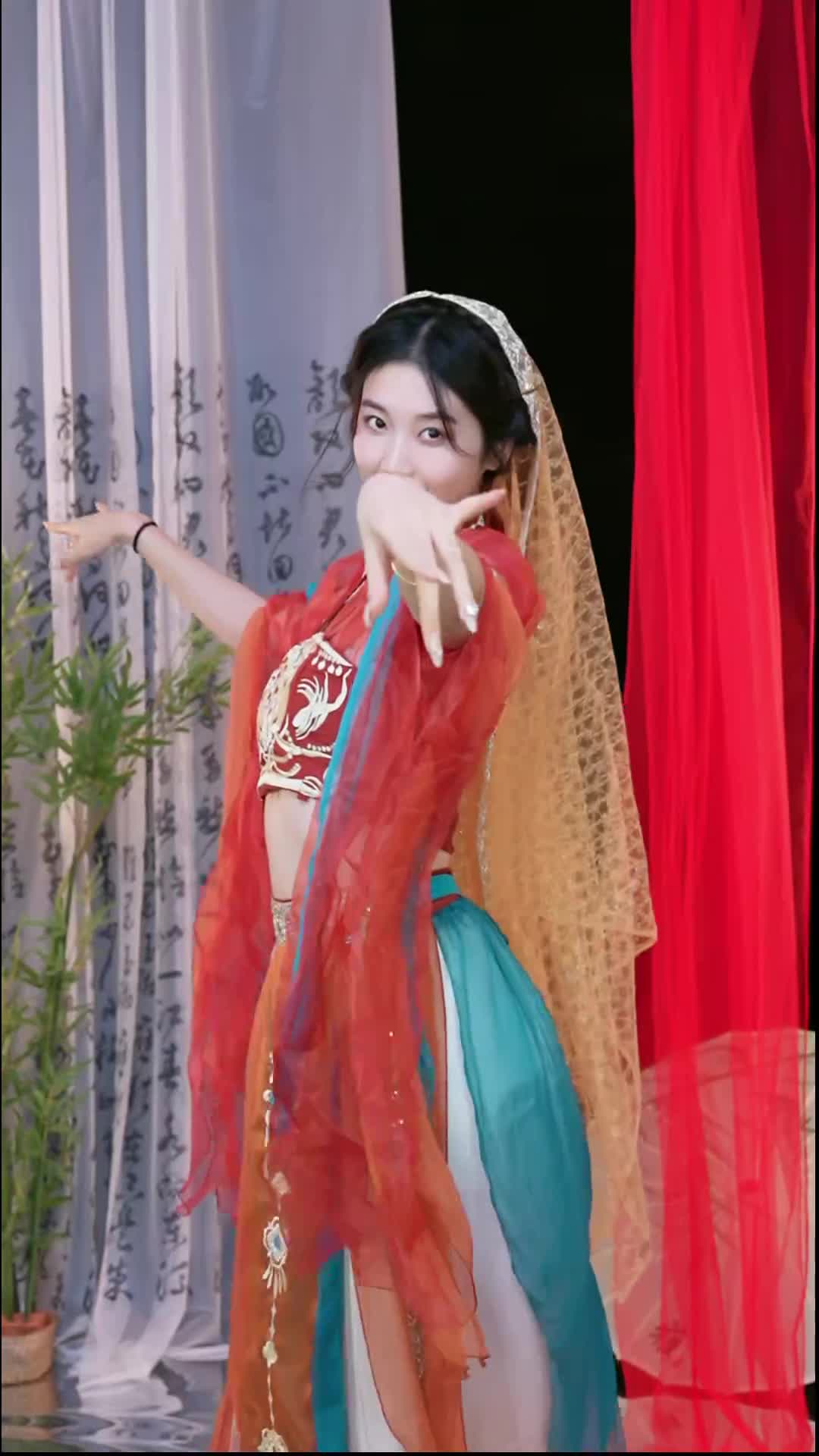 #徐婉婷 #抖音 #舞蹈 #中国舞 @ikan_live 2024-09-27