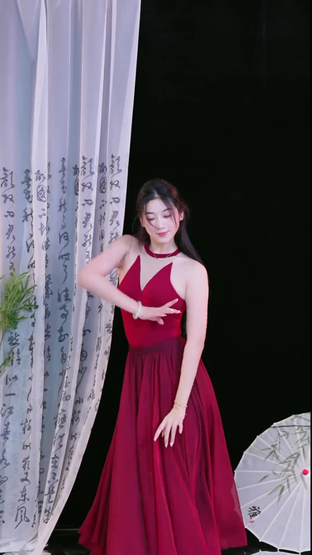 #徐婉婷 #抖音 #舞蹈 #中国舞 @ikan_live 2024-10-09