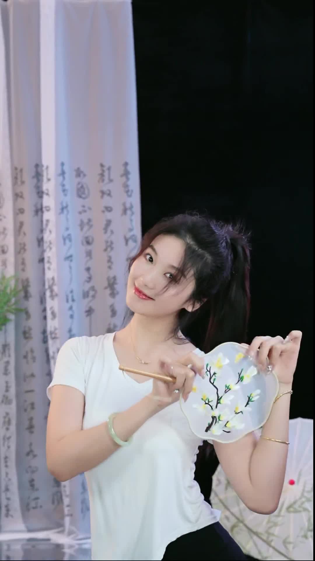 #徐婉婷 #抖音 #舞蹈 #中国舞 @ikan_live 2024-10-18