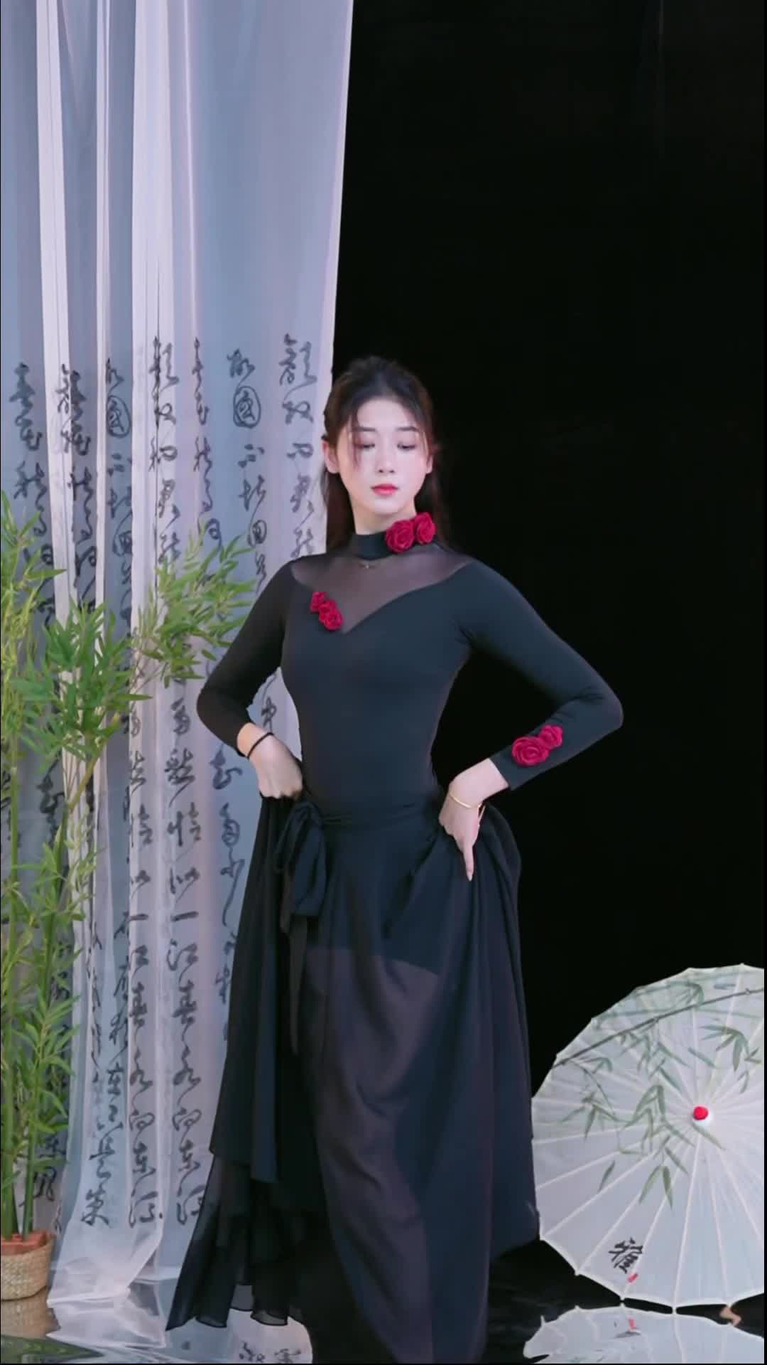 #徐婉婷 #抖音 #舞蹈 #中国舞 @ikan_live 2024-09-27