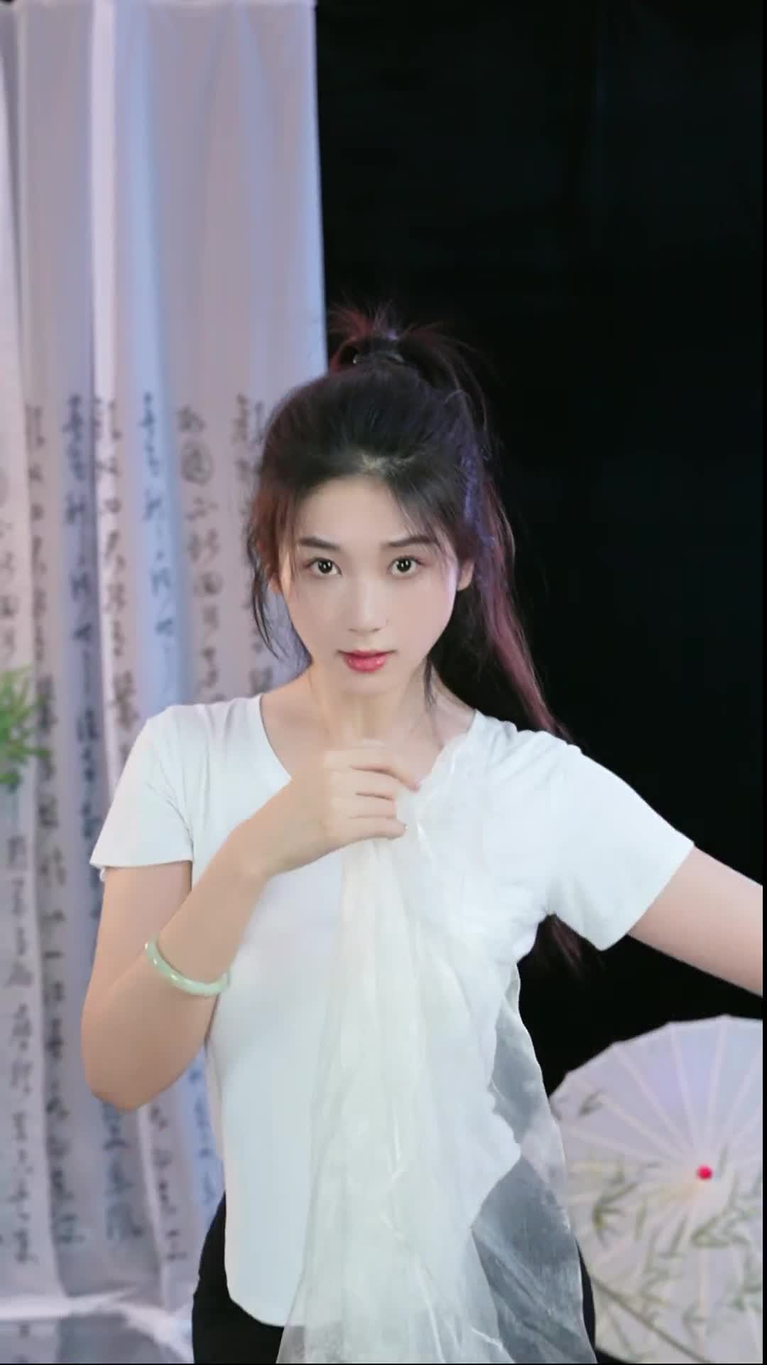 #徐婉婷 #抖音 #舞蹈 #中国舞 @ikan_live 2024-10-18