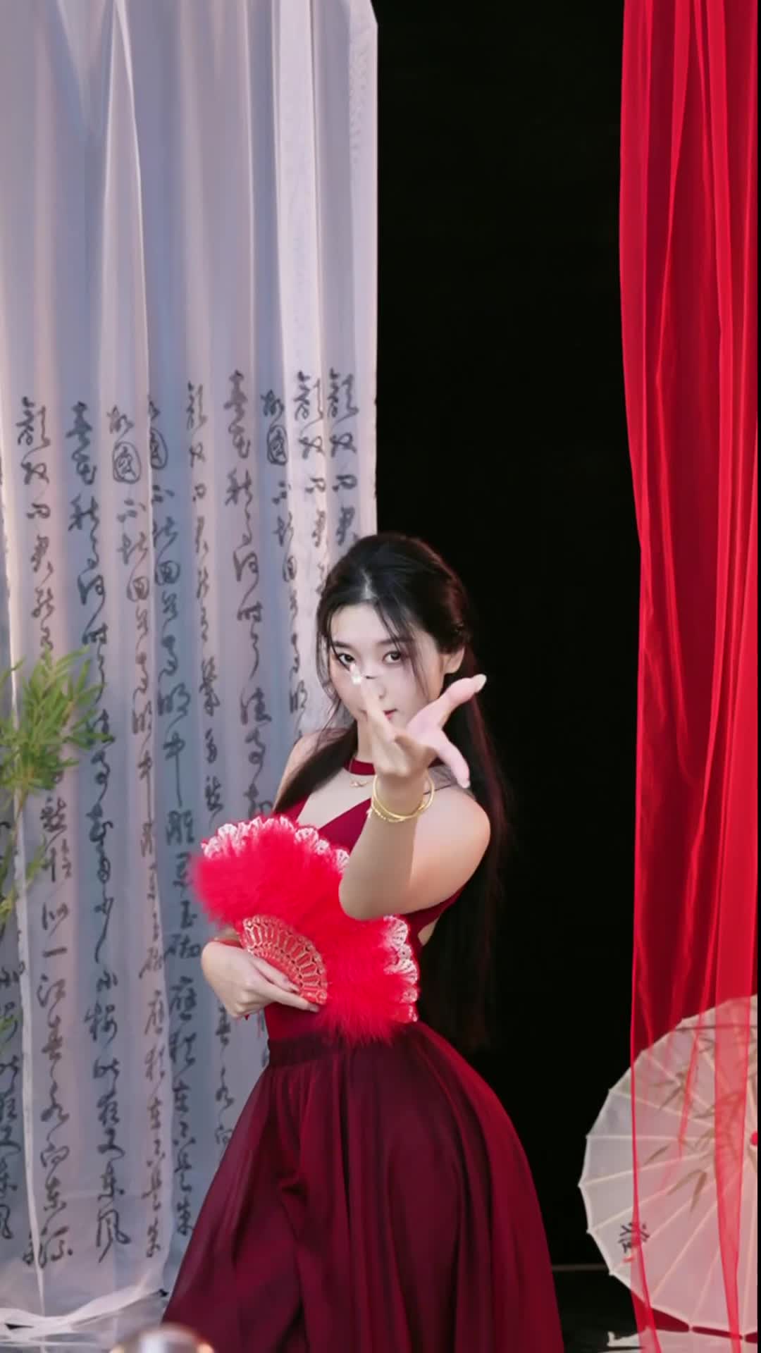 #徐婉婷 #抖音 #舞蹈 #中国舞 @ikan_live 2024-10-09