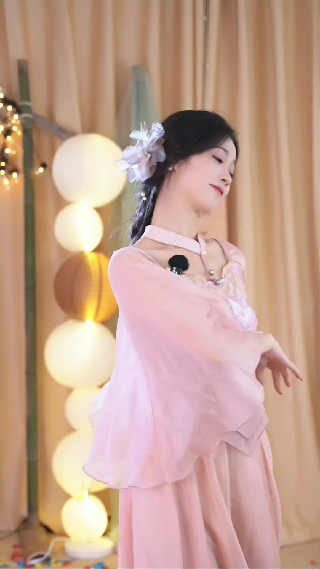 #唐星然 #抖音 #舞蹈 #中国舞 @ikan_live 2024-10-19