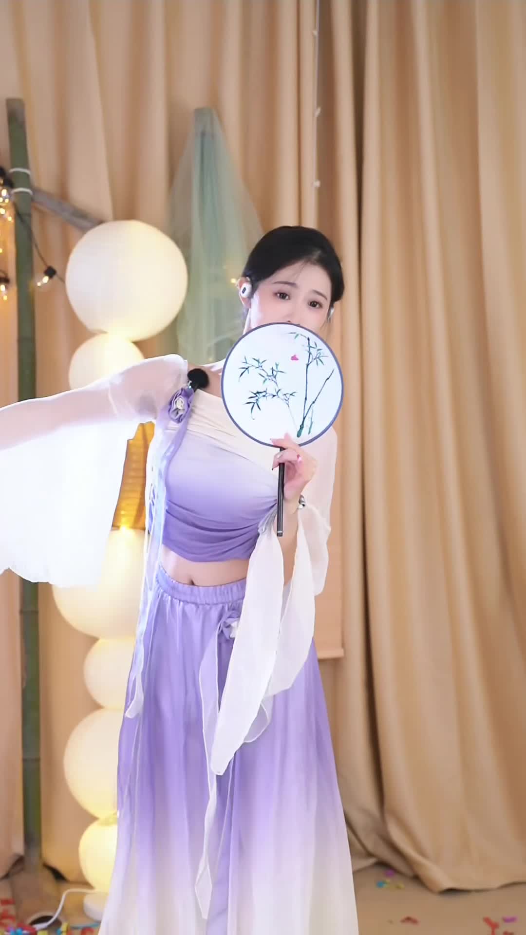#唐星然 #抖音 #舞蹈 #中国舞 @ikan_live 2024-10-18