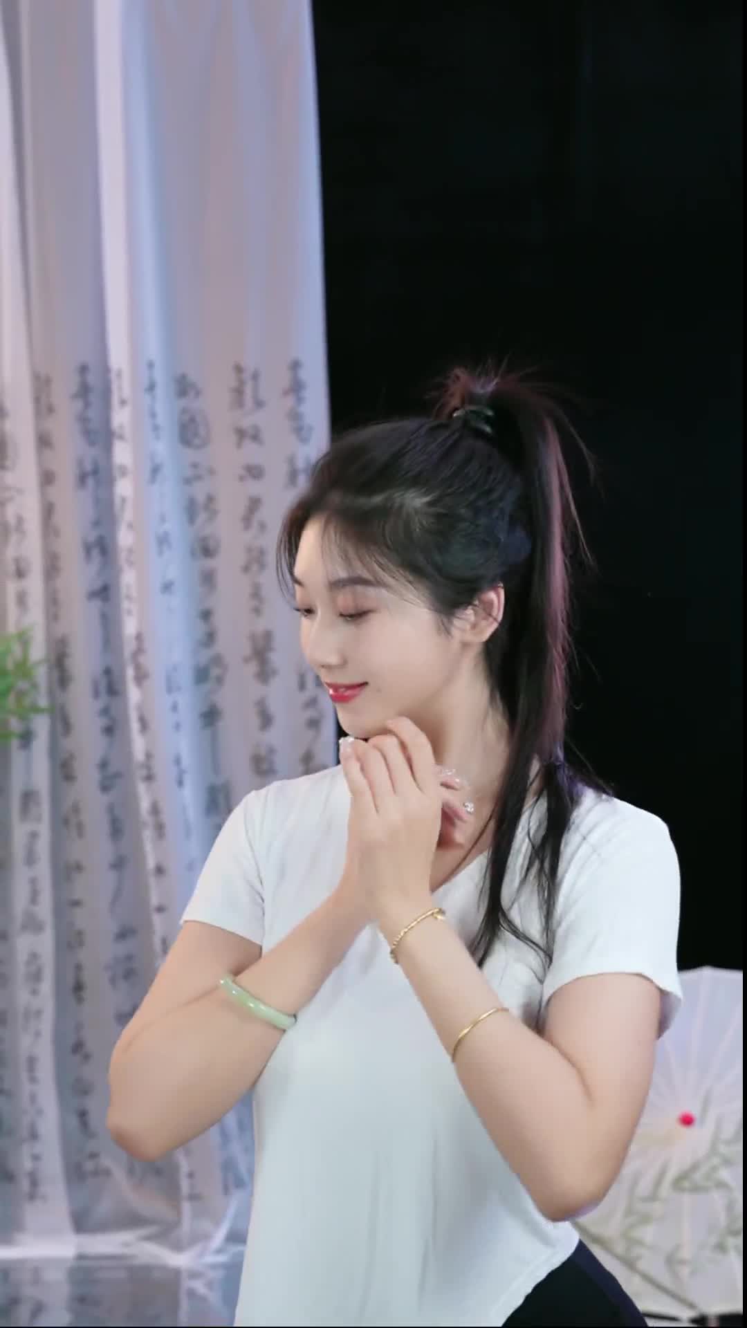 #徐婉婷 #抖音 #舞蹈 #中国舞 @ikan_live 2024-10-18