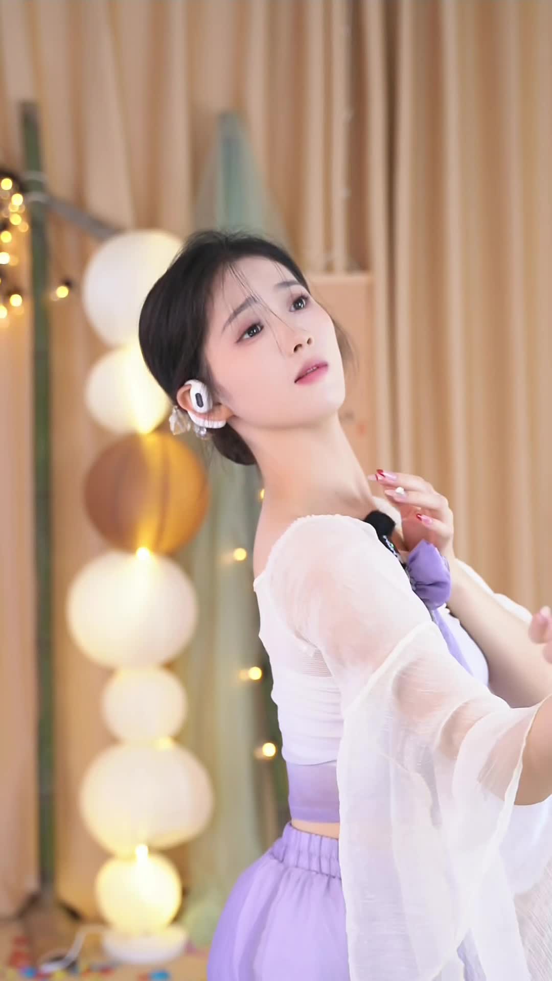 #唐星然 #抖音 #舞蹈 #中国舞 @ikan_live 2024-10-18