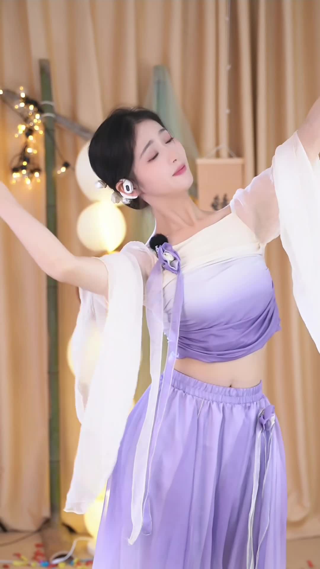#唐星然 #抖音 #舞蹈 #中国舞 @ikan_live 2024-10-18