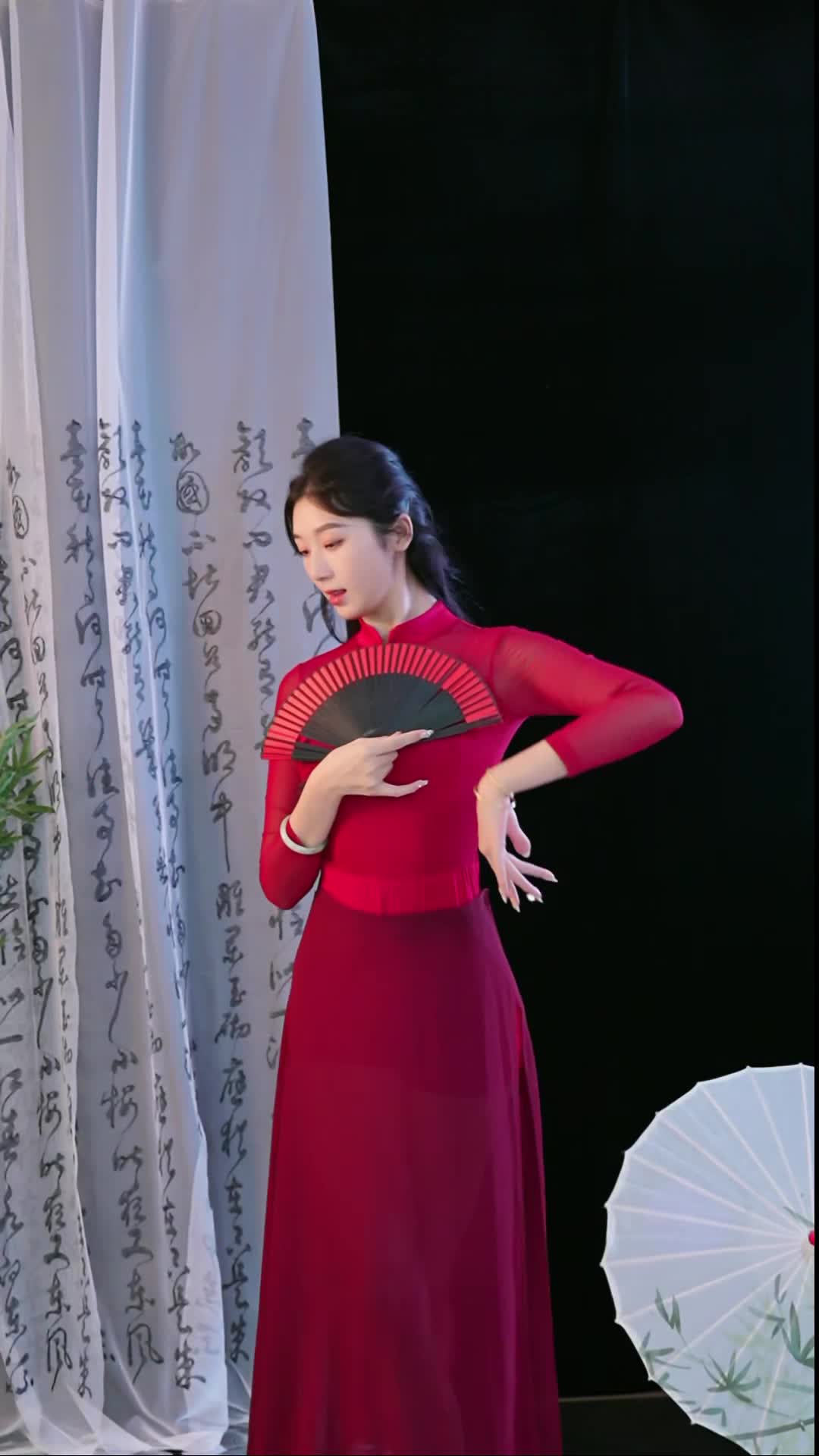 #徐婉婷 #抖音 #舞蹈 #中国舞 @ikan_live 2024-10-17