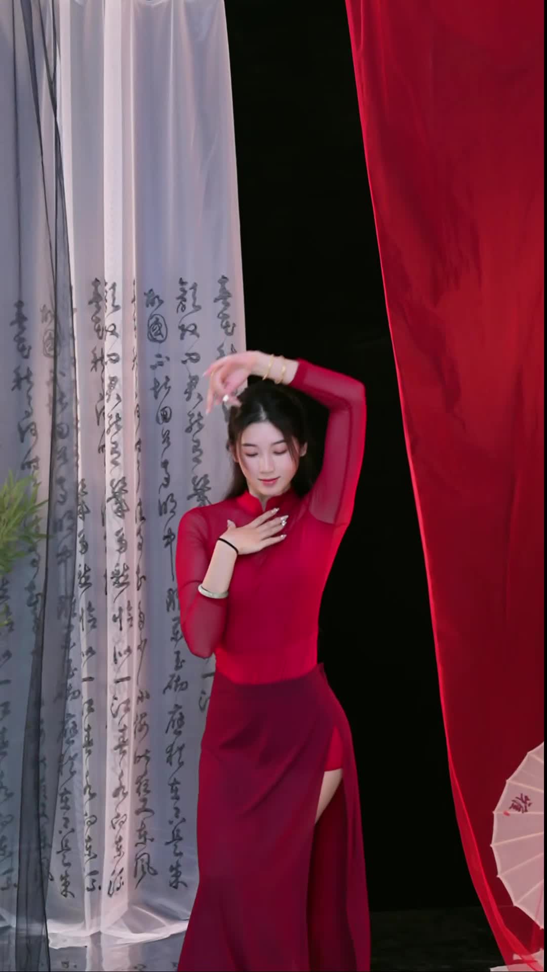#徐婉婷 #抖音 #舞蹈 #中国舞 @ikan_live 2024-10-12