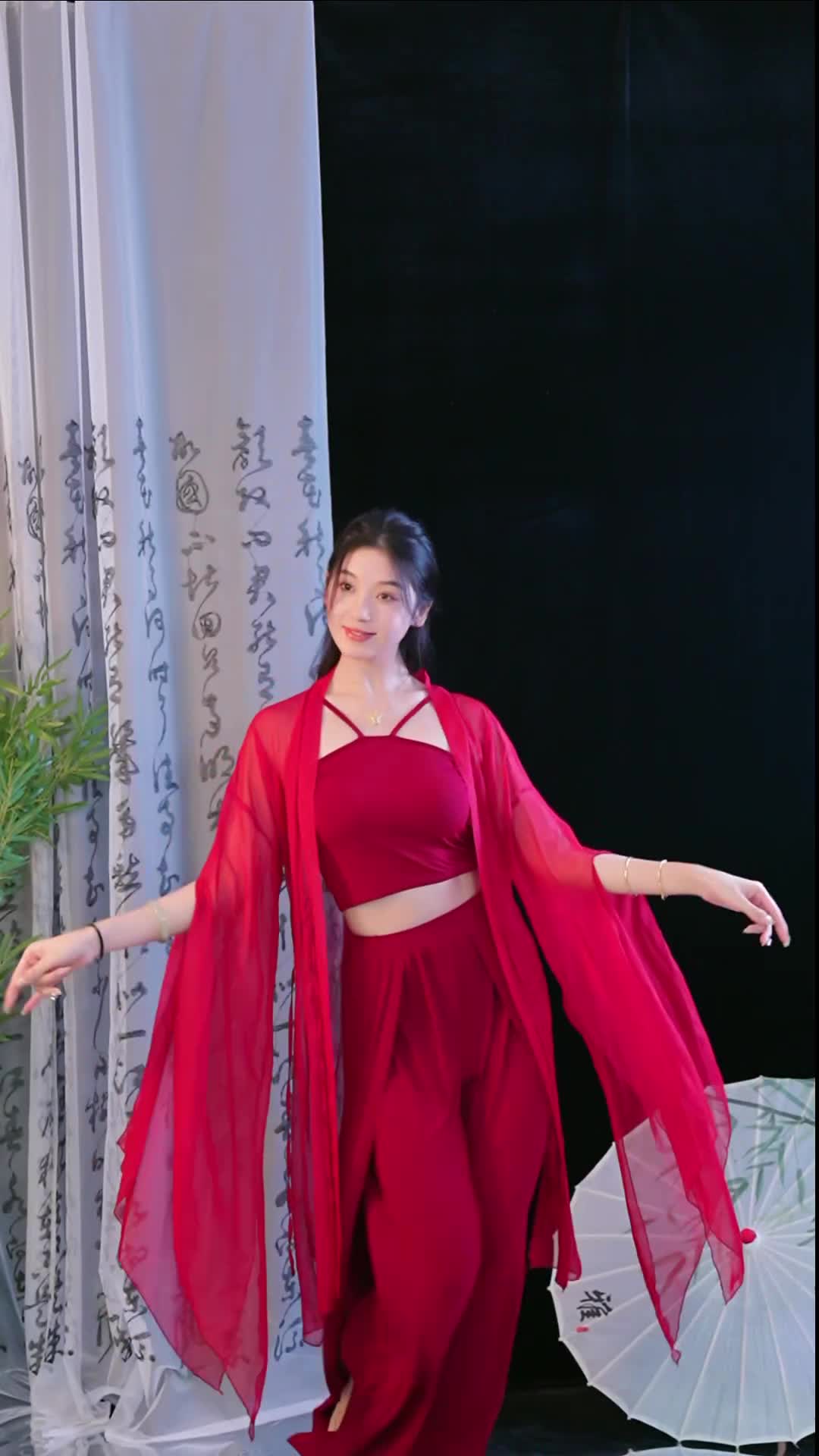 #徐婉婷 #抖音 #舞蹈 #中国舞 @ikan_live 2024-10-30
