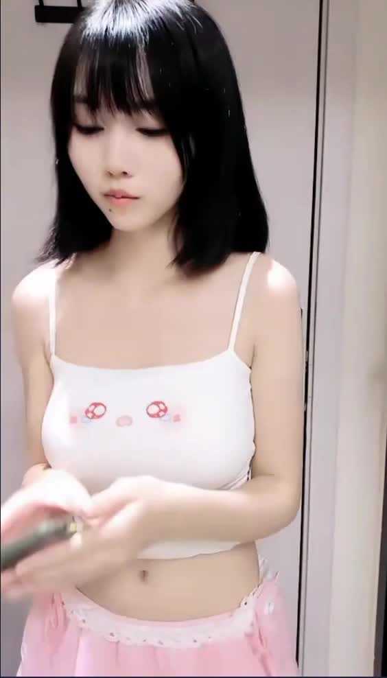 #萱萱酱 裸舞蝴蝶逼极致诱惑