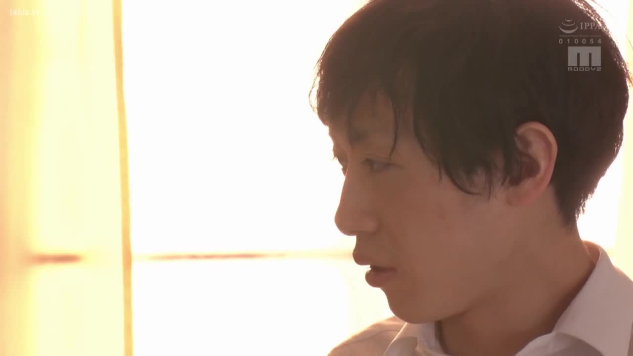 #教室 MIDE-659 很會玩弄人的文學系痴女老師小蕾讓學生彈動不得後用嘴巴暴力吮吸吞精