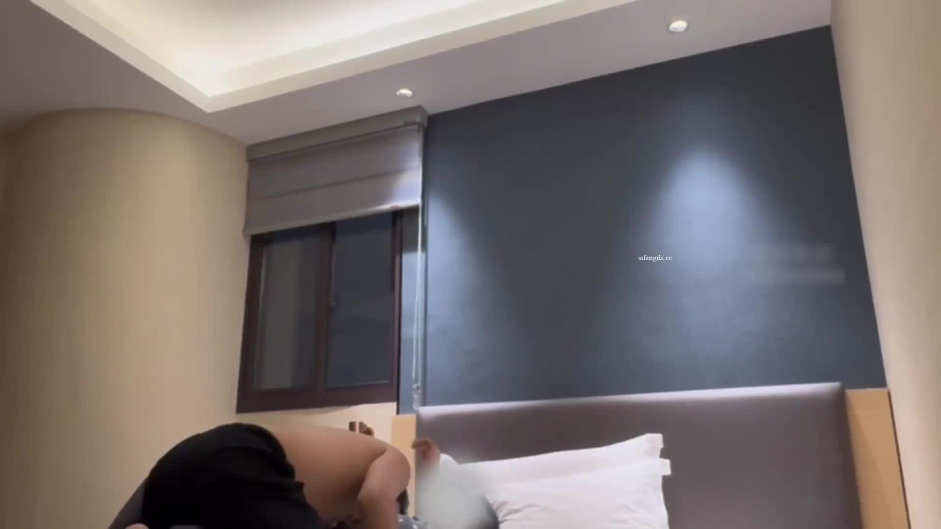 #少妇 听少妇的叫声，很诱惑