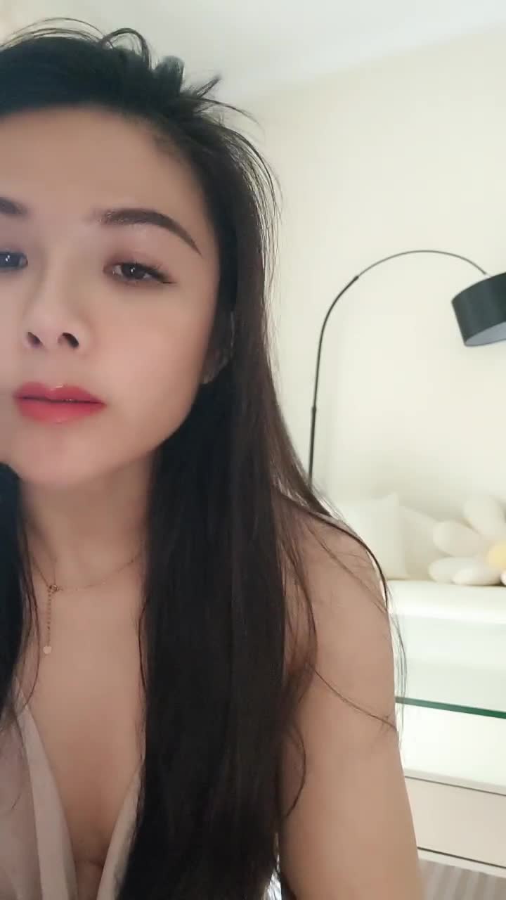 #钢管艳舞小妖