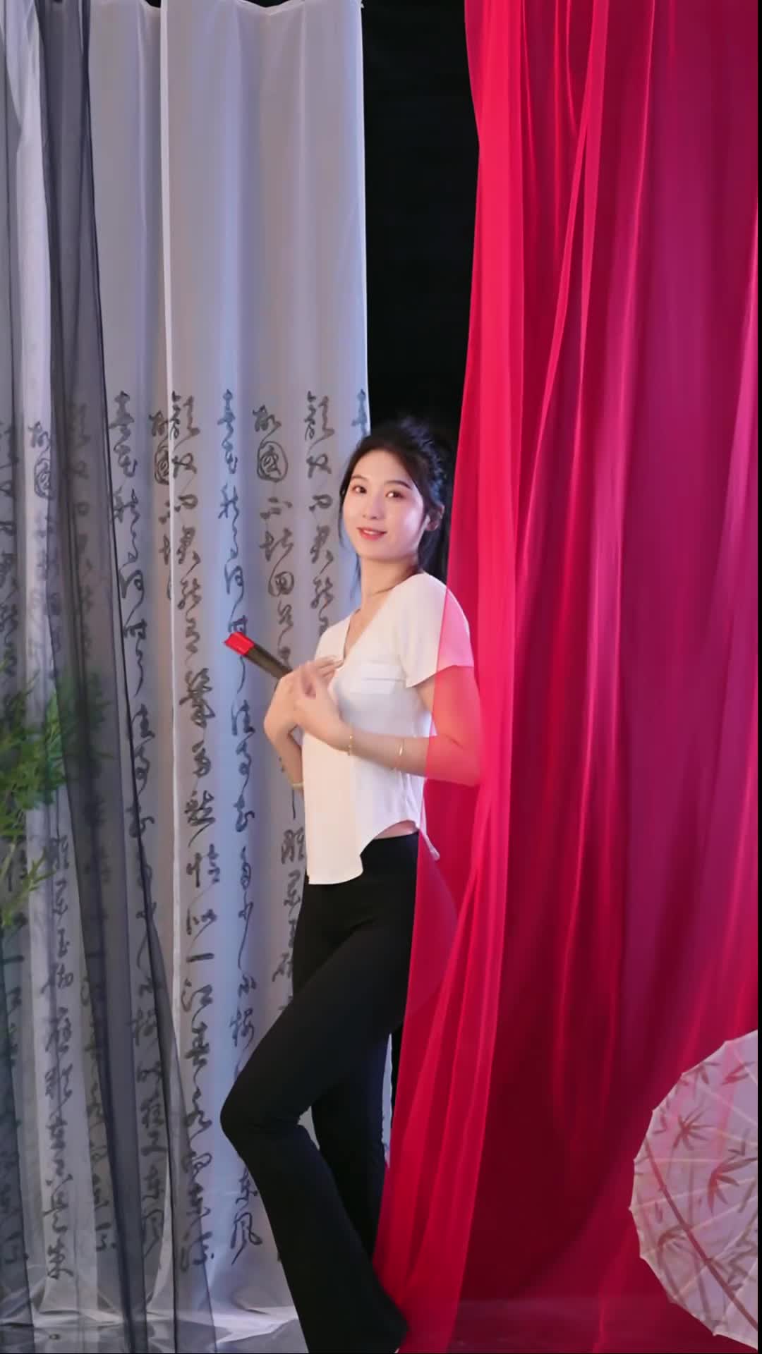 #徐婉婷 #抖音 #舞蹈 #中国舞 @ikan_live 2024-10-27