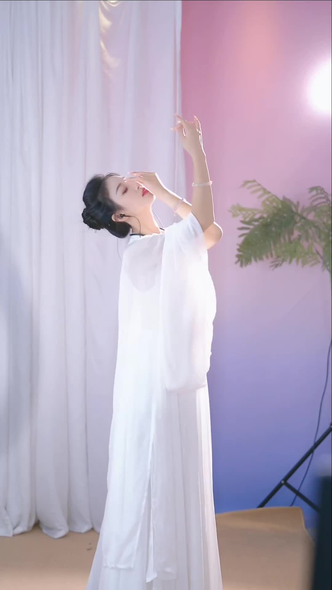 #唐紫涵 #抖音 #舞蹈 #中国舞 @ikan_live 2024-10-20