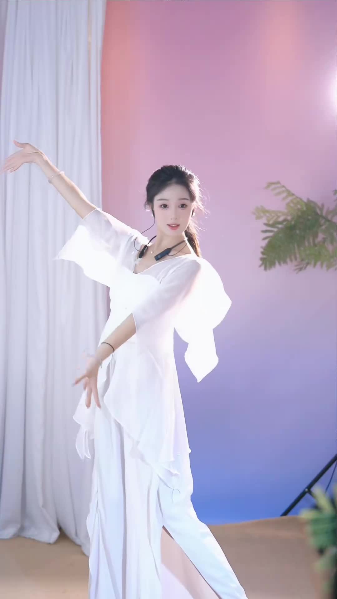 #唐紫涵 #抖音 #舞蹈 #中国舞 @ikan_live 2024-10-23
