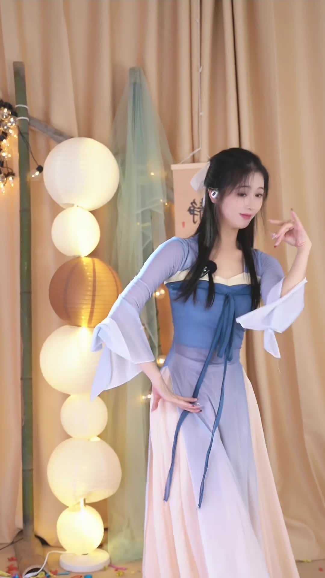 #唐星然 #抖音 #舞蹈 #中国舞 @ikan_live 2024-10-22