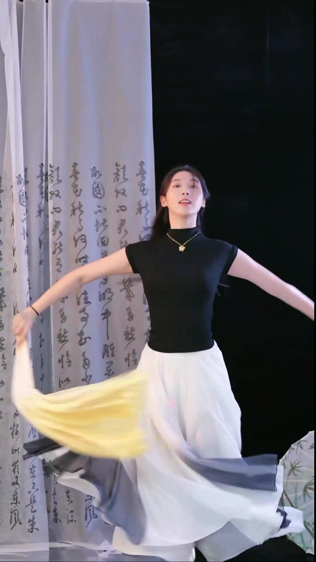 #徐婉婷 #抖音 #舞蹈 #中国舞 @ikan_live 2024-10-27