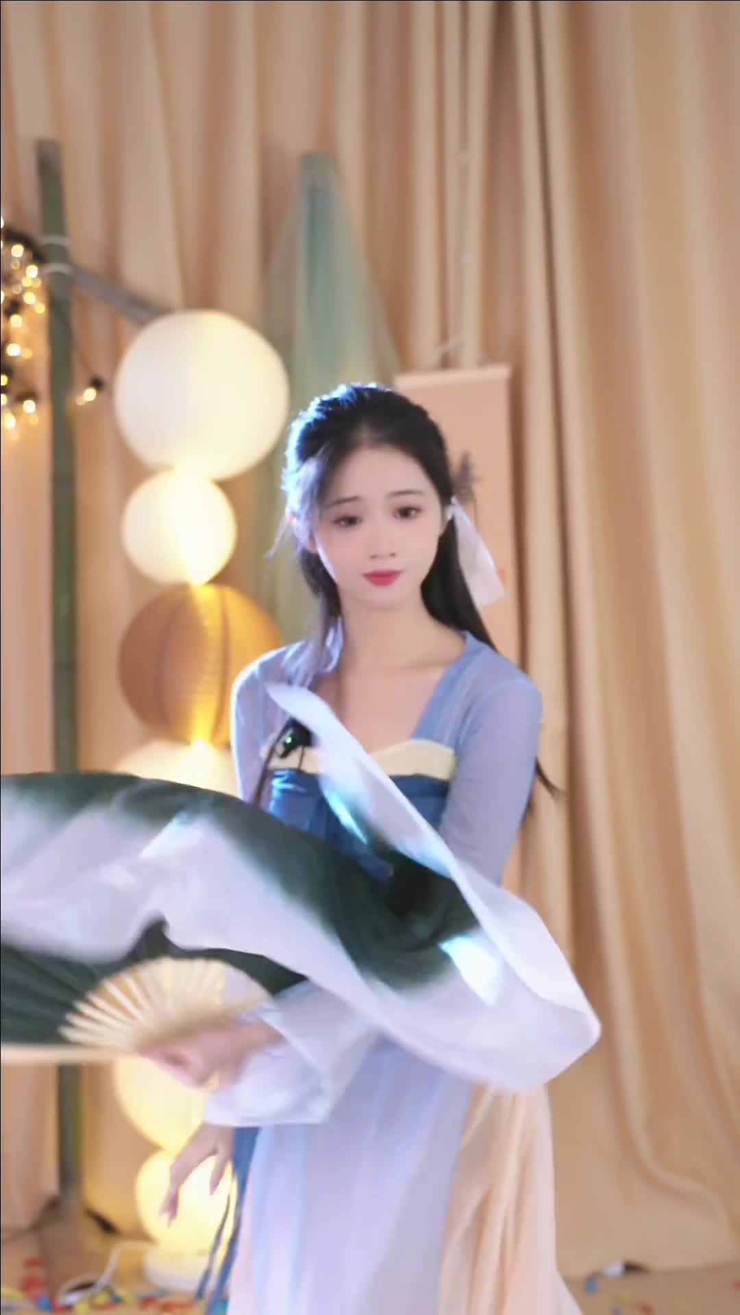 #唐星然 #抖音 #舞蹈 #中国舞 @ikan_live 2024-10-22