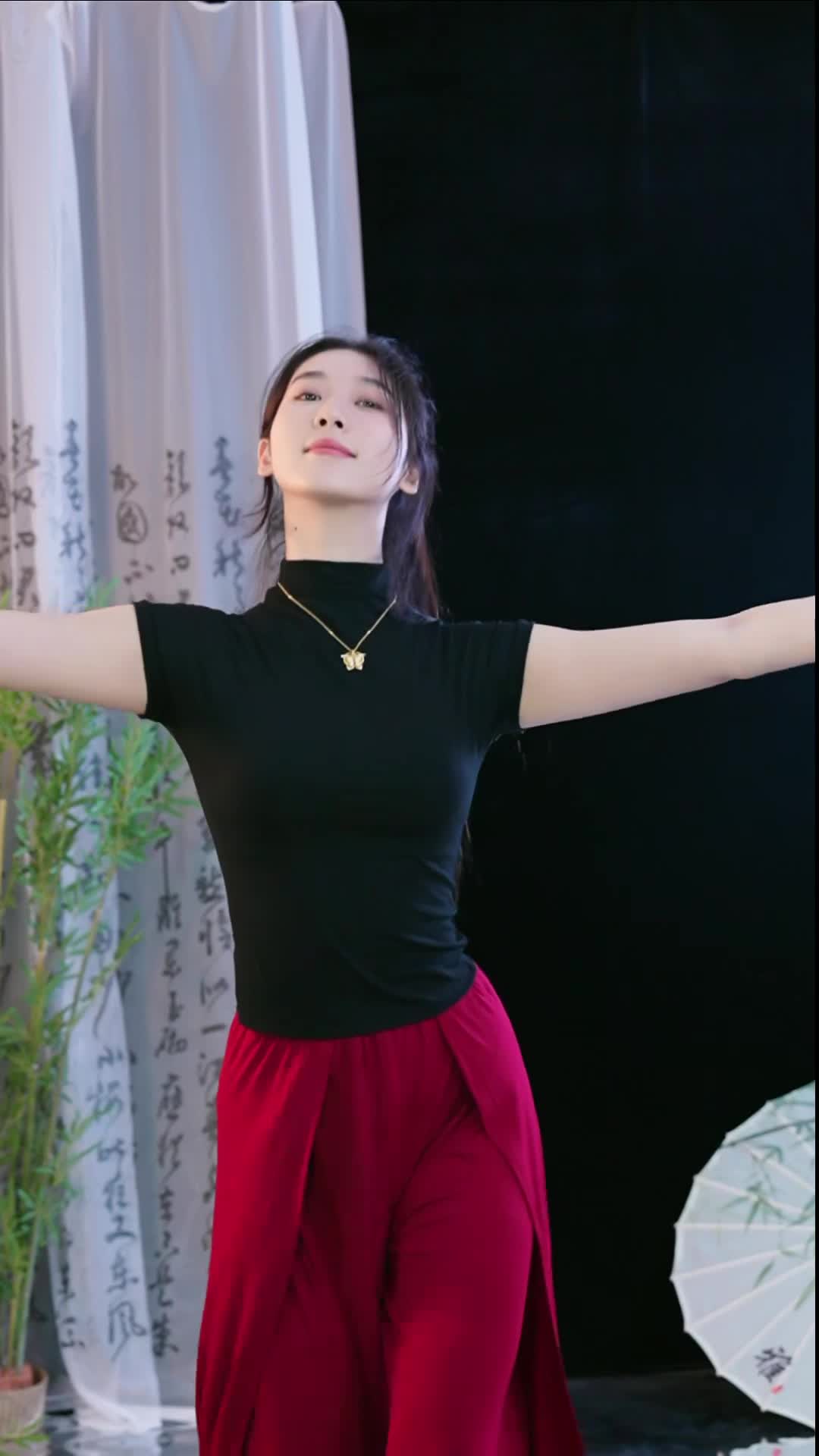 #徐婉婷 #抖音 #舞蹈 #中国舞 @ikan_live 2024-11-02