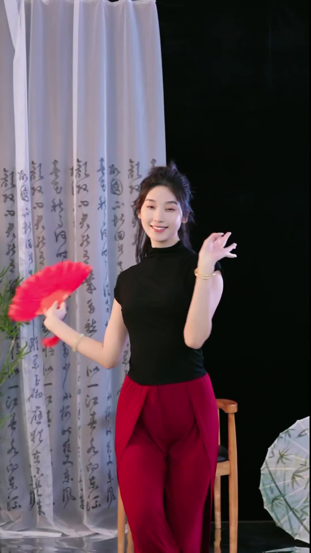 #徐婉婷 #抖音 #舞蹈 #中国舞 @ikan_live 2024-10-22