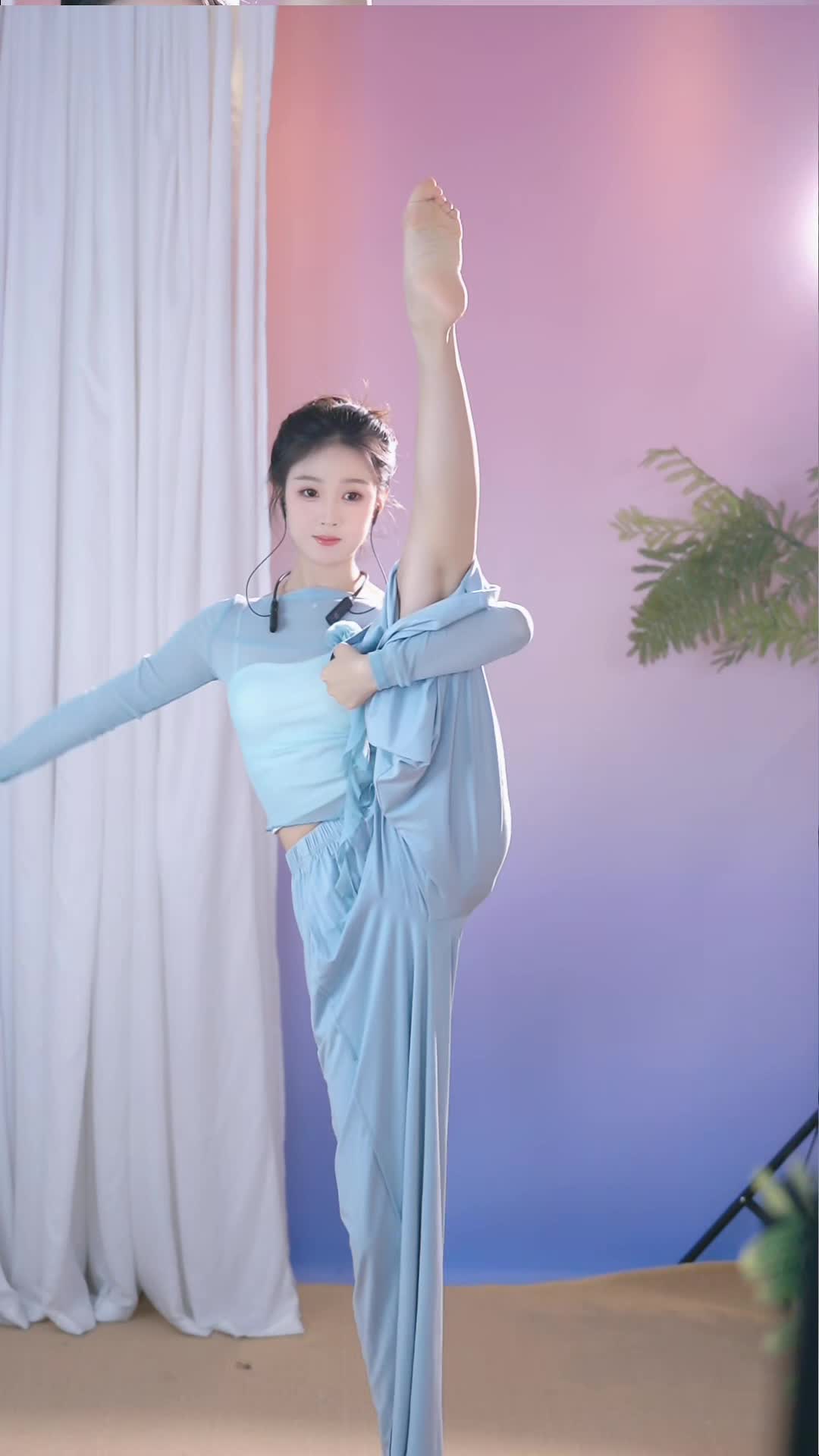 #唐紫涵 #抖音 #舞蹈 #中国舞 @ikan_live 2024-10-24