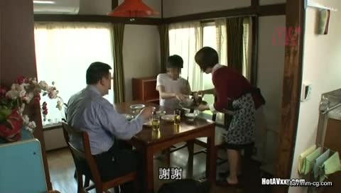 （NATURAL HIGH）因为儿子按摩的关係，母亲爽到慾火焚身而与儿子干起来 #中文字幕 #乱伦