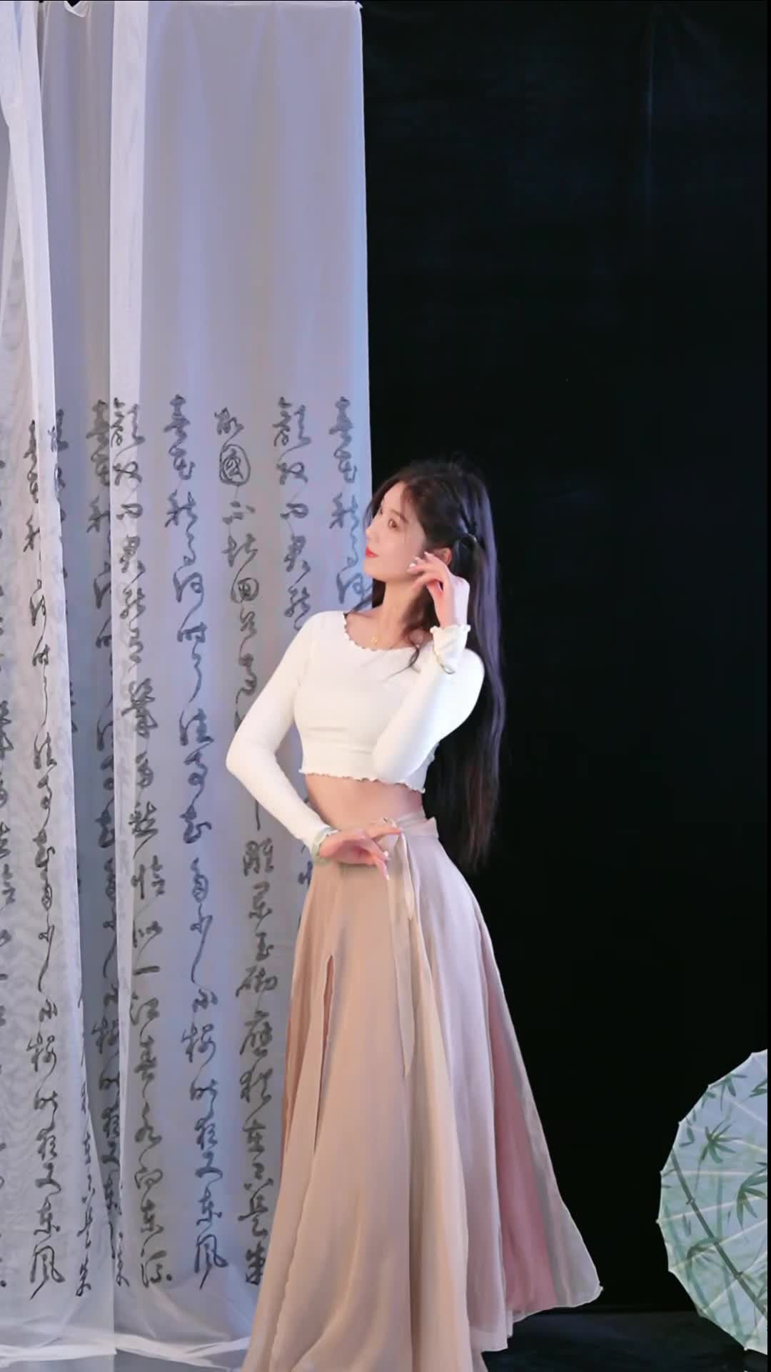 #徐婉婷 #抖音 #舞蹈 #中国舞 @ikan_live 2024-10-29