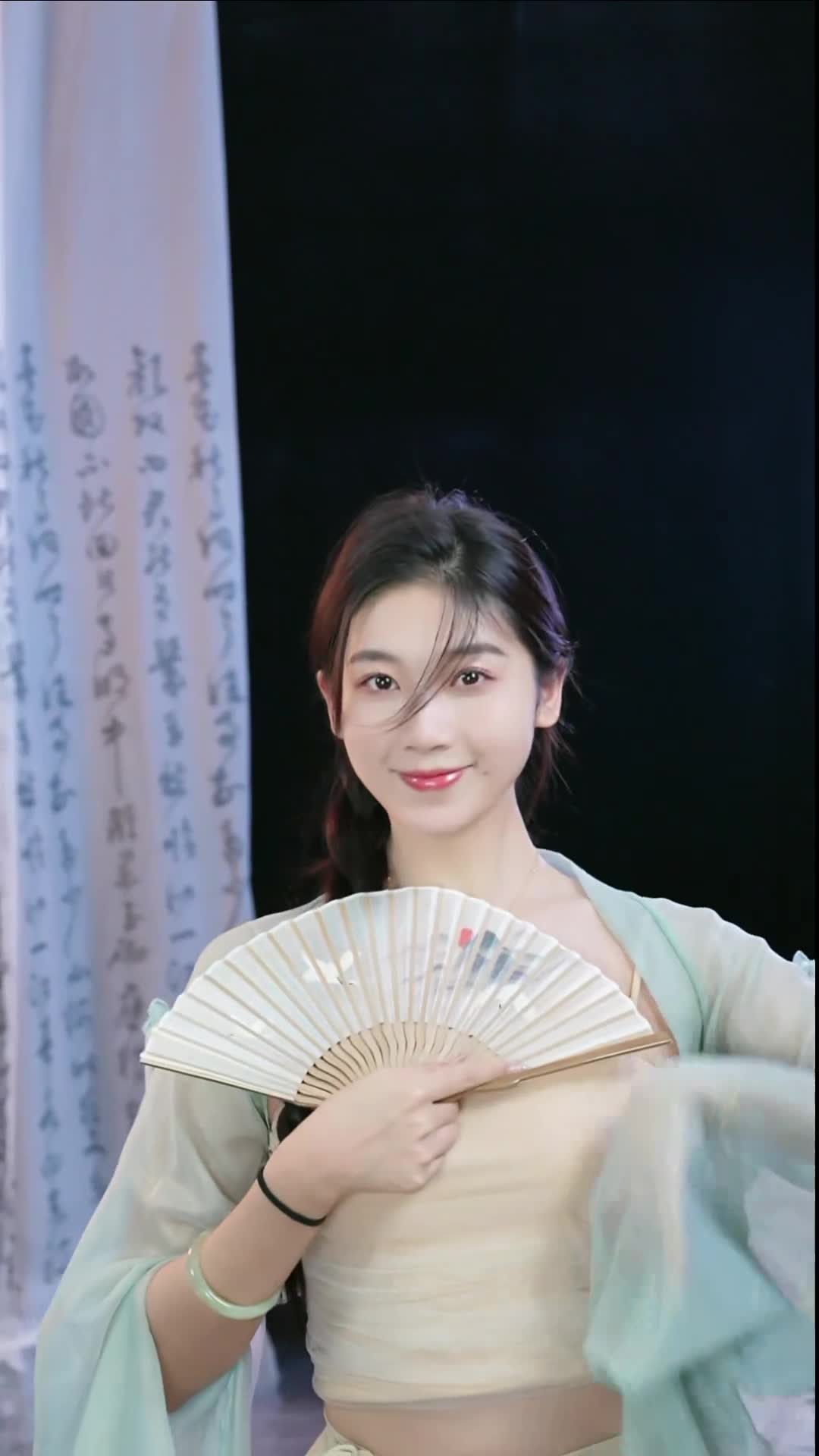 #徐婉婷 #抖音 #舞蹈 #中国舞 @ikan_live 2024-10-30