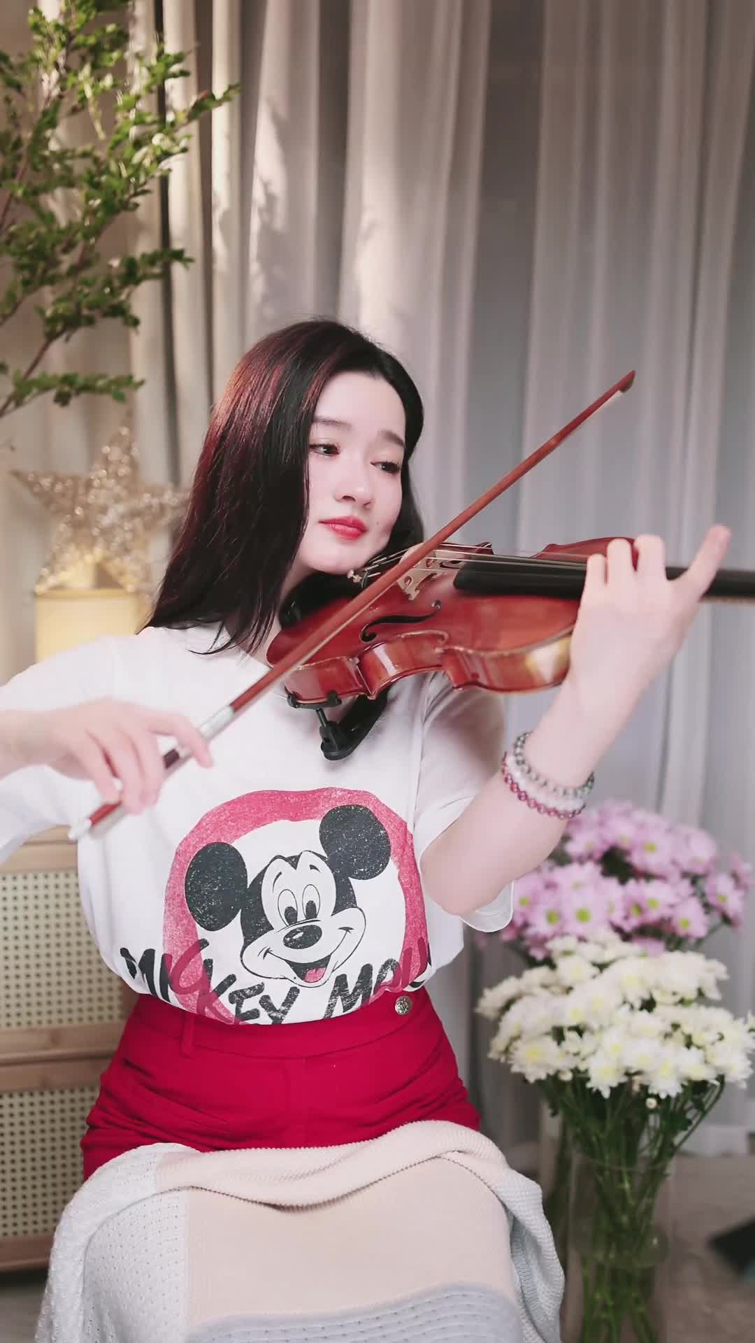 #若曦小提琴 #抖音 #乐器 @ikan_live 2024-10-21