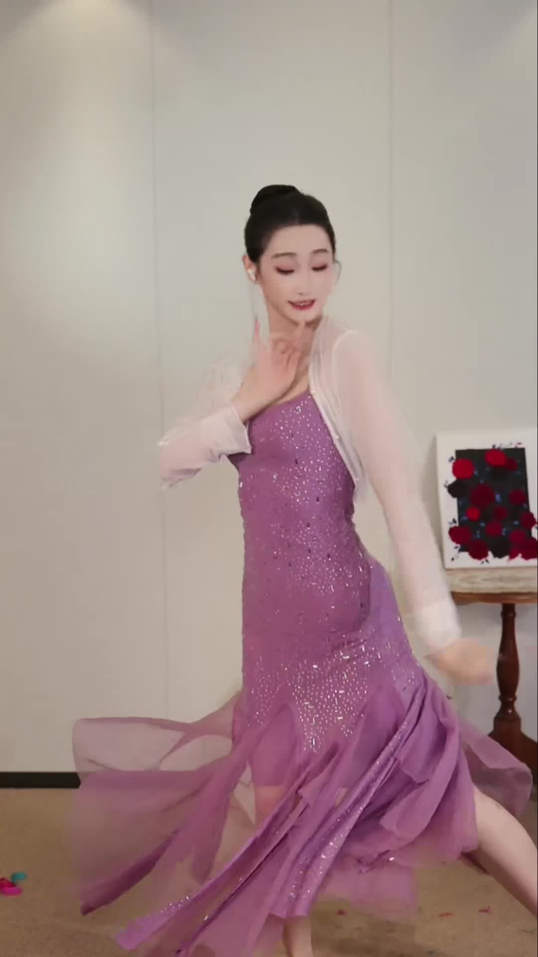 #柳云灿 #抖音 #舞蹈 #中国舞 @ikan_live 2024-10-20