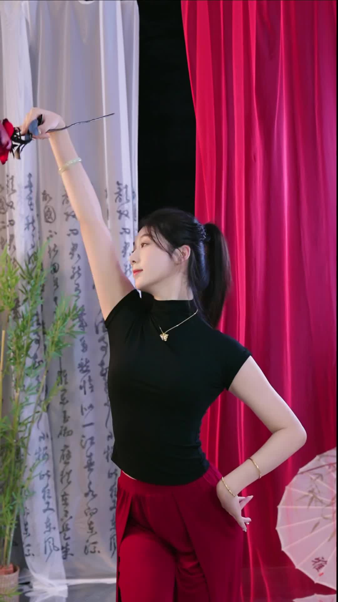 #徐婉婷 #抖音 #舞蹈 #中国舞 @ikan_live 2024-11-02