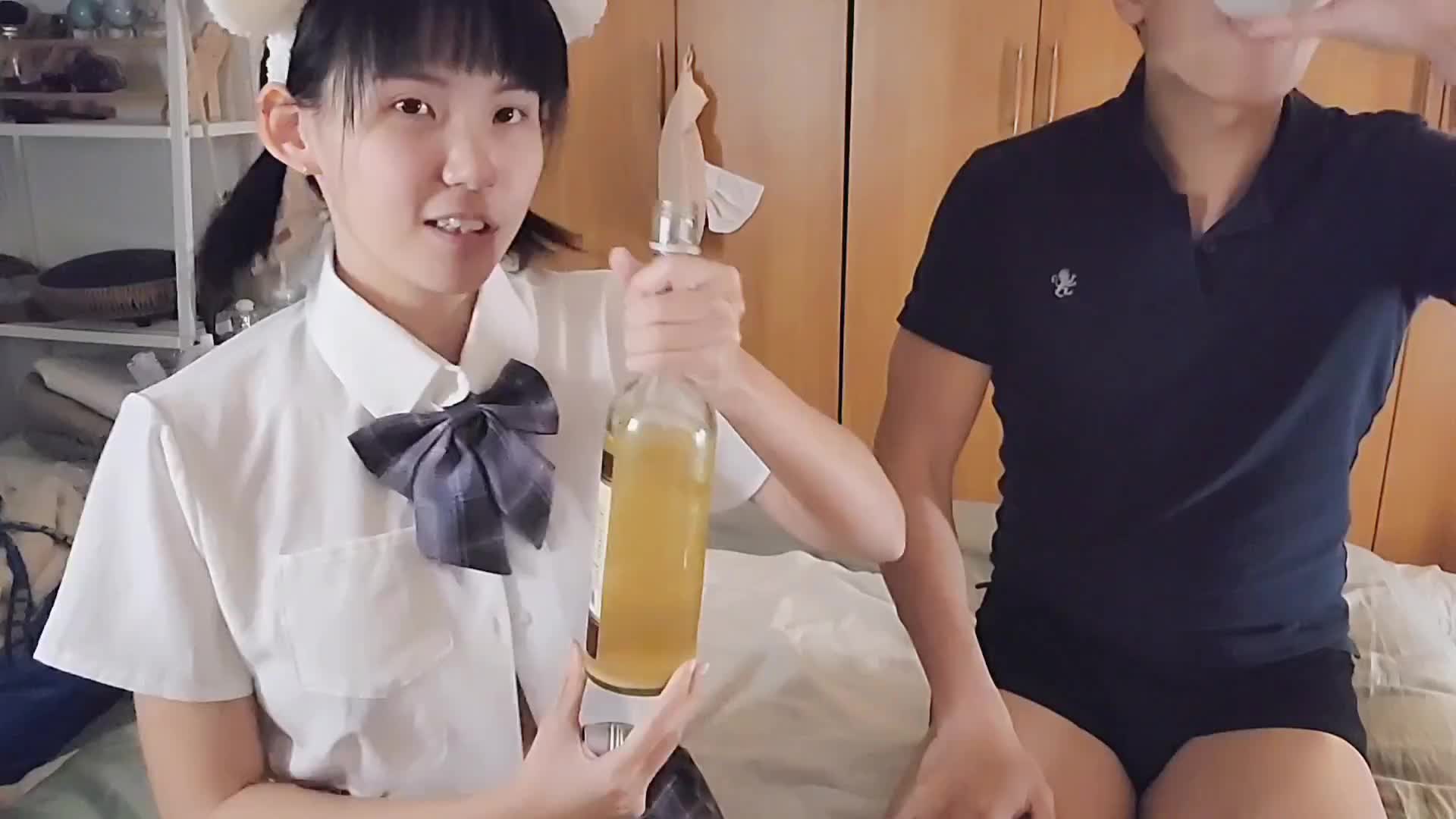 #湾仔码头 #泄密 小情侣记录日常打炮流出，多场景多姿势1