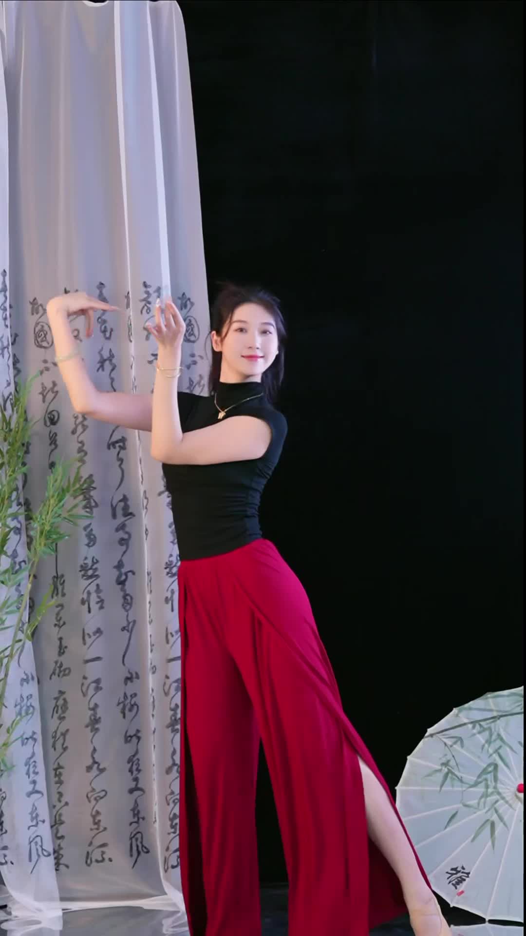 #徐婉婷 #抖音 #舞蹈 #中国舞 @ikan_live 2024-11-02