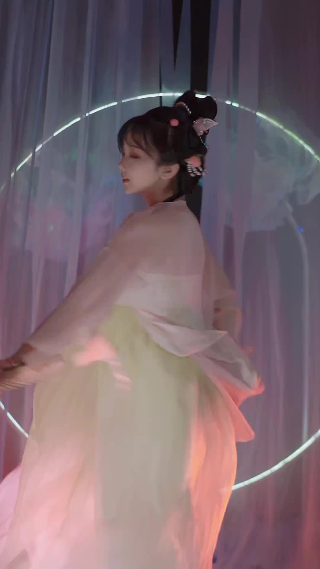 #馨馨baby #抖音 #舞蹈 #中国舞 @ikan_live 2024-10-28