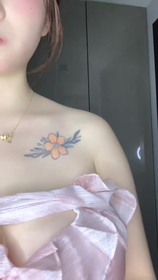 #Duu 重磅！珠峰颜值超美~深海炸弹 超级巨乳狂甩 太爽了