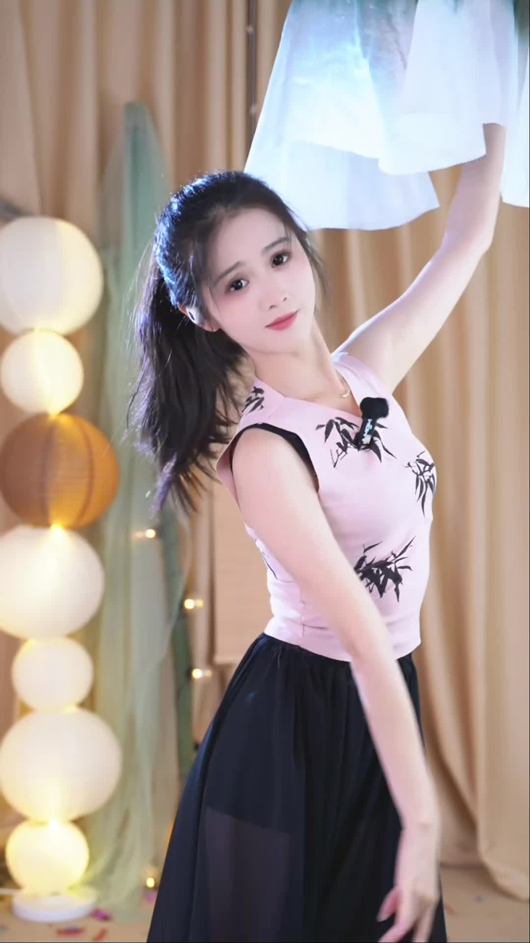 #唐星然 #抖音 #舞蹈 #中国舞 @ikan_live 2024-11-07