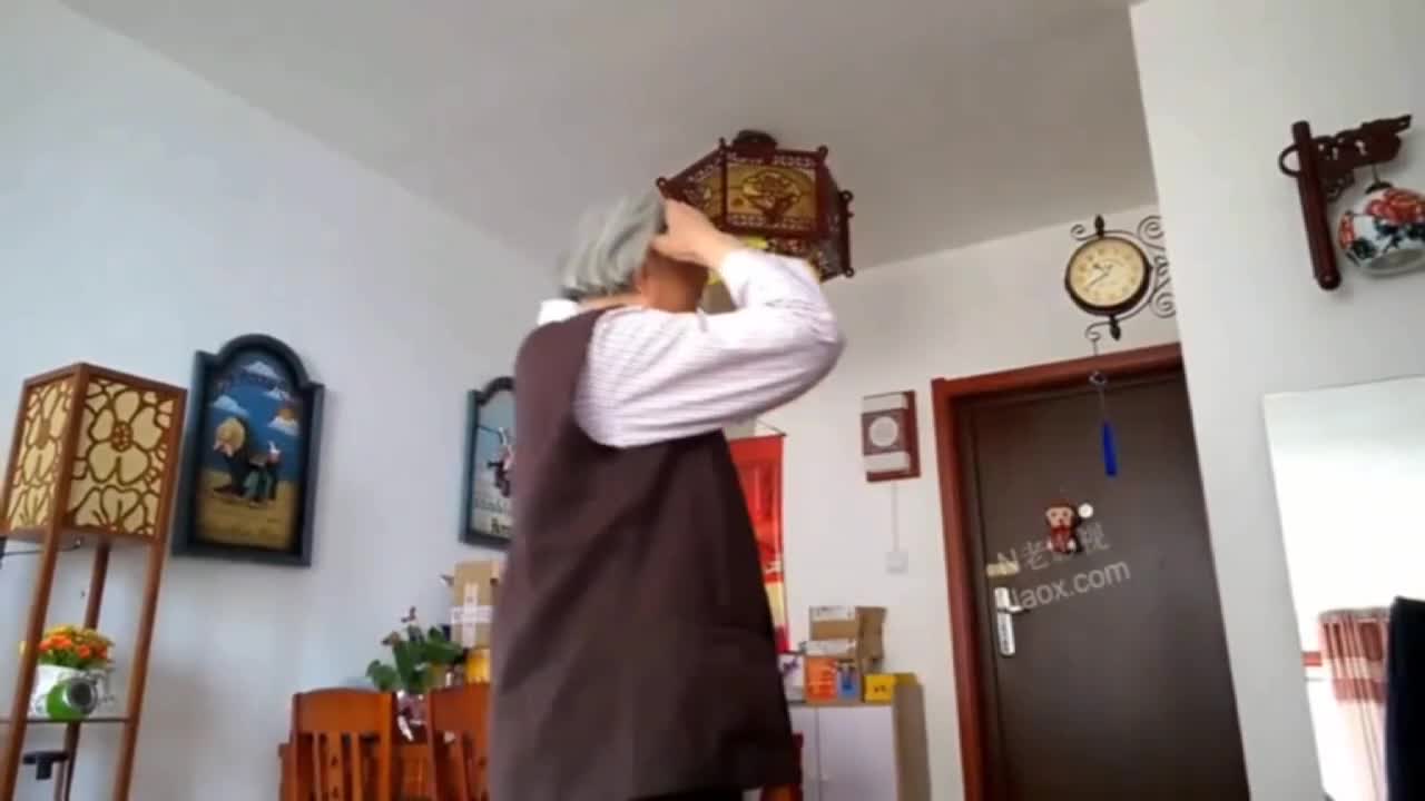 #老奶奶80多岁的老奶奶业余时间赚钱