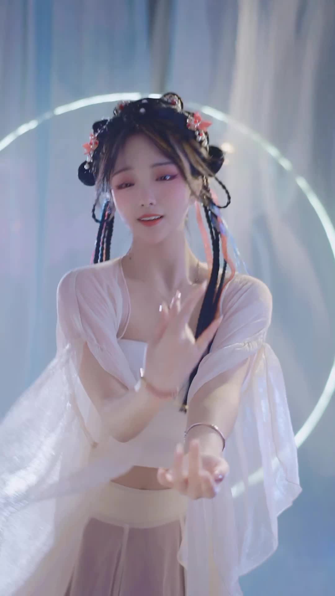 #馨馨baby #抖音 #舞蹈 #中国舞 @ikan_live 2024-11-06
