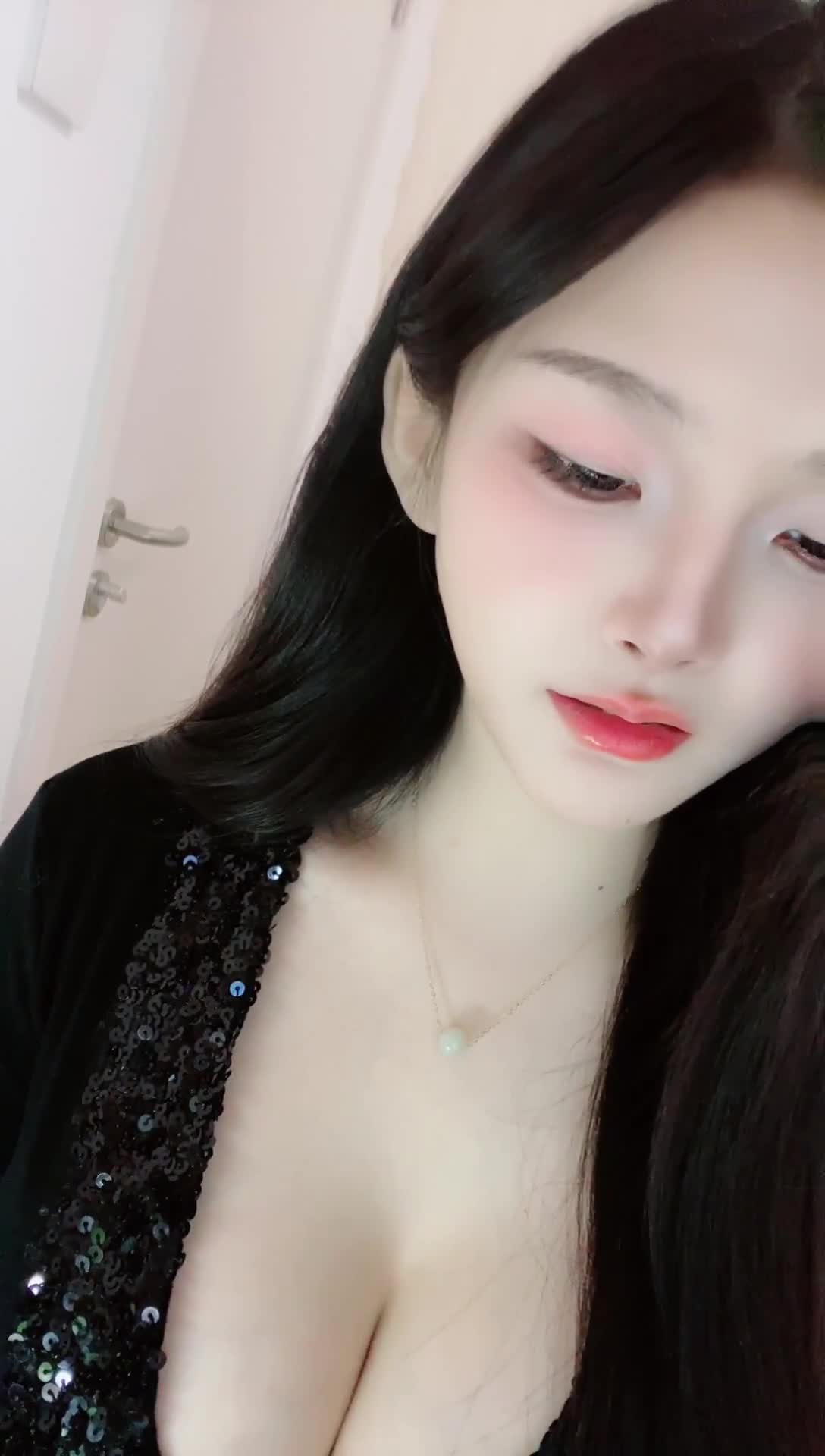 顶级绿播女神下海 #希怨神 最美俏佳人 倾城容颜绝世美乳