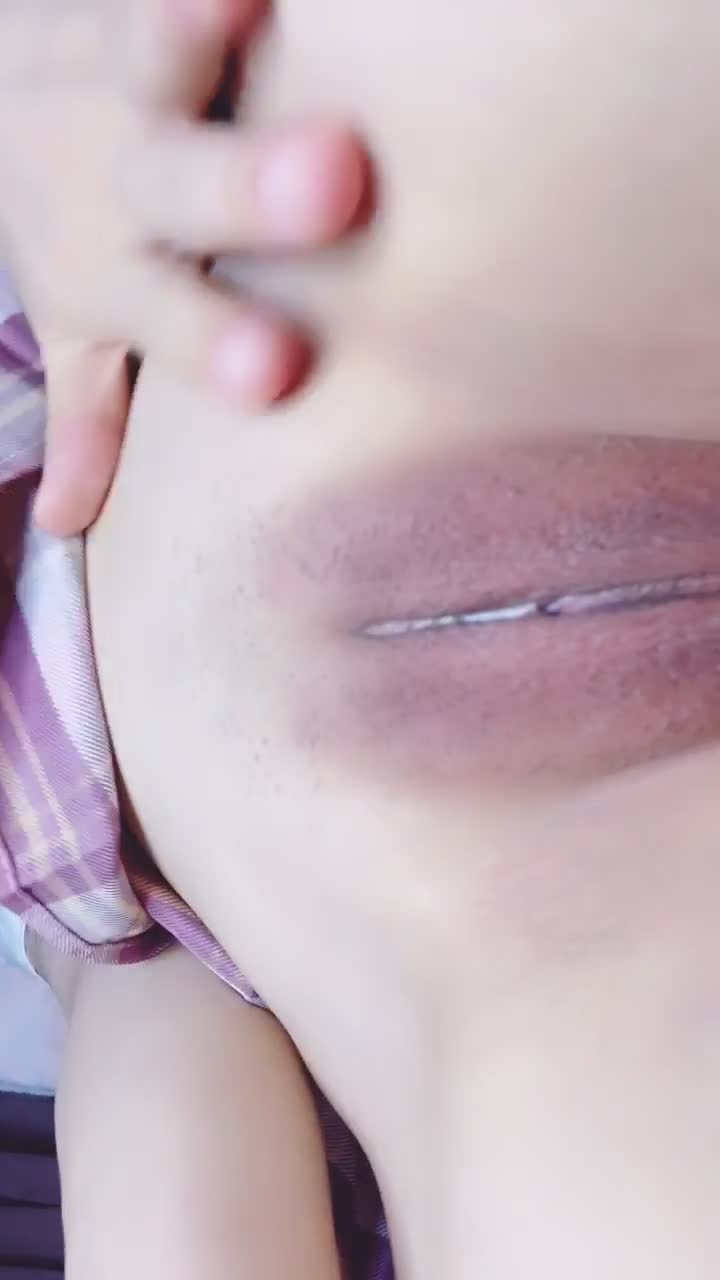 ️推荐️颜值嫩妹 #美伢 第七弹，新晋校花下海,无毛馒头逼流浆,蜜桃臀粉奶粉逼,自慰大秀