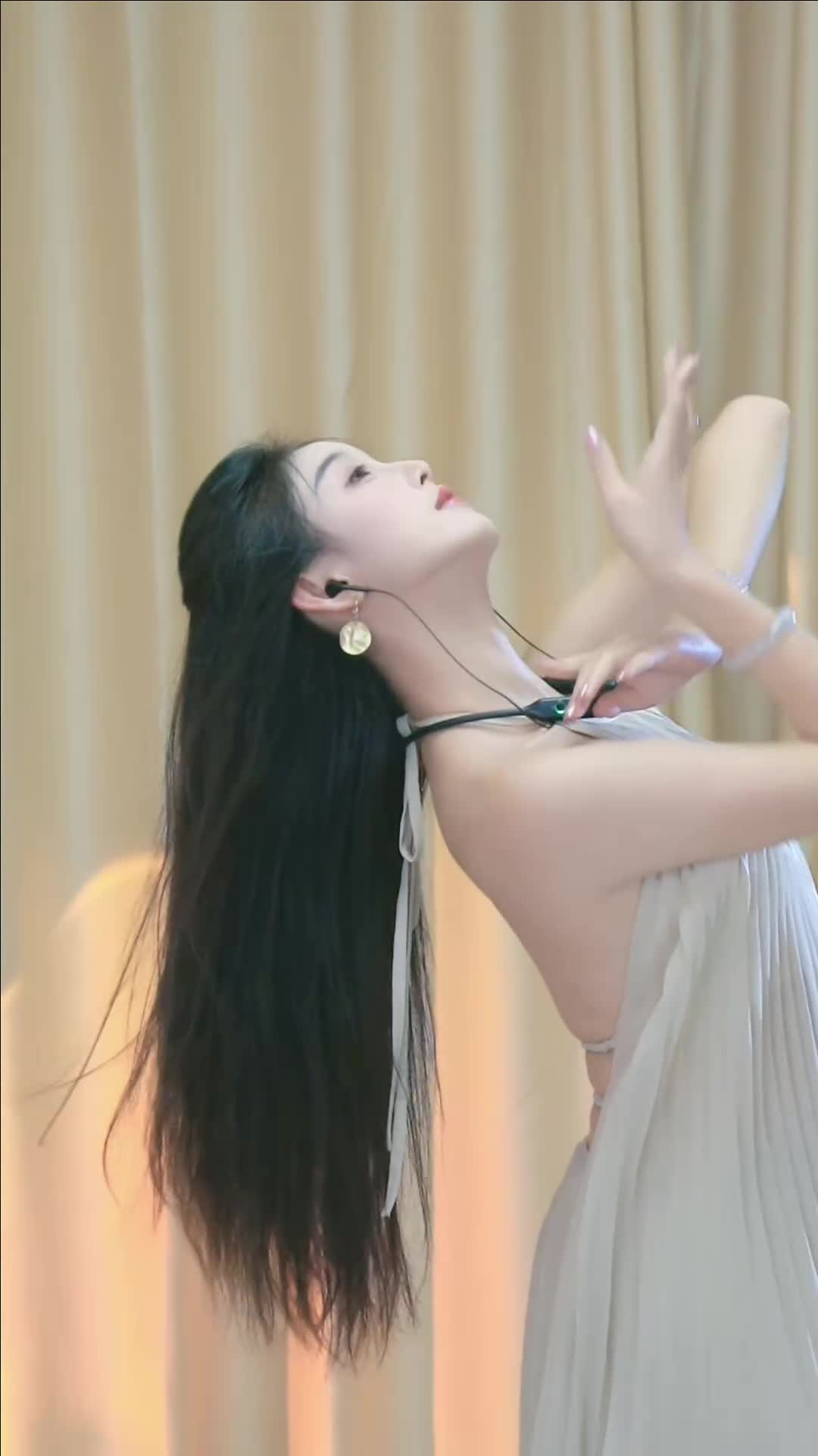 #唐紫涵 #抖音 #舞蹈 #中国舞 @ikan_live 2024-11-04