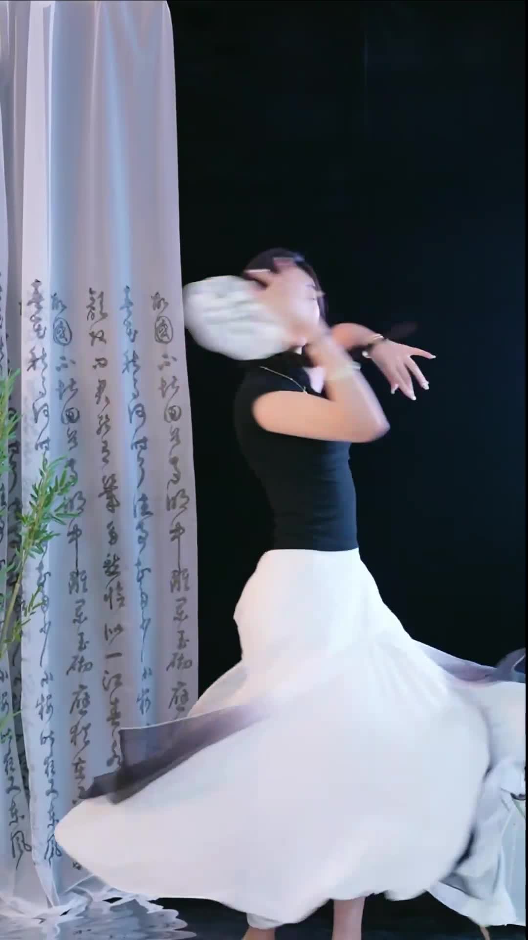 #徐婉婷 #抖音 #舞蹈 #中国舞 @ikan_live 2024-11-03