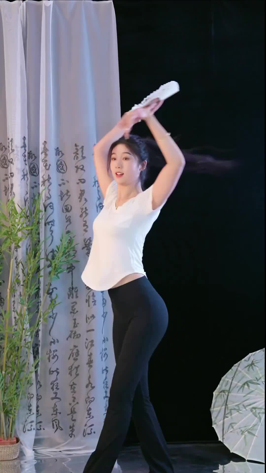 #徐婉婷 #抖音 #舞蹈 #中国舞 @ikan_live 2024-11-05