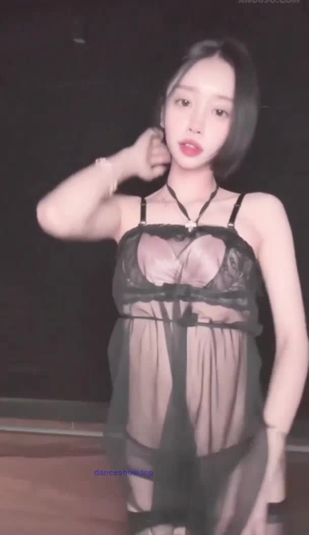 韩国BJ福利姬美女 #曾伊mllnjx 极品女团热舞 丁字勒B磨豆腐裸舞露点自慰福利
