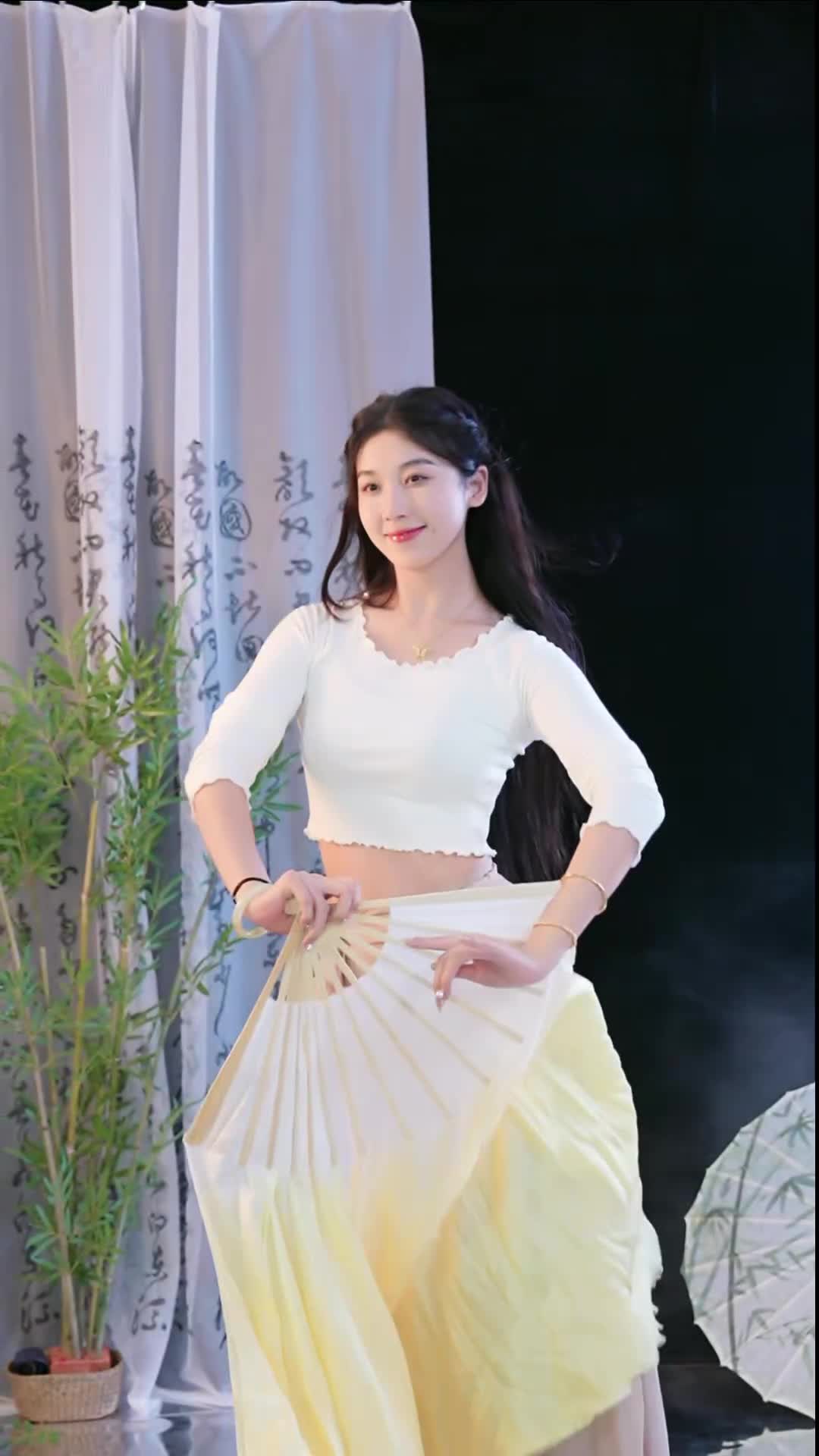 #徐婉婷 #抖音 #舞蹈 #中国舞 @ikan_live 2024-11-07