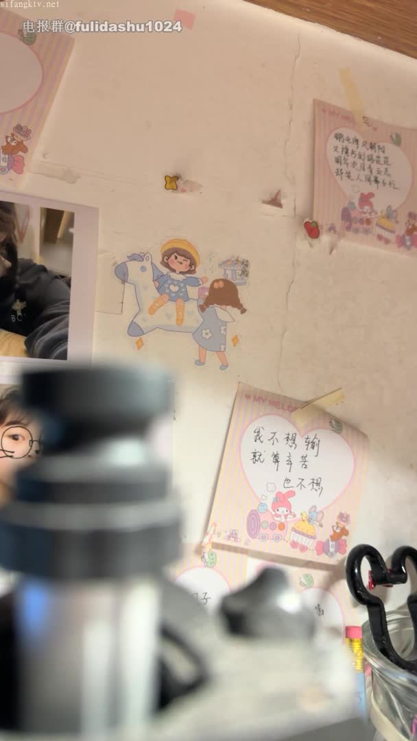 #直播 #甜甜甜甜圈 巨乳坦克