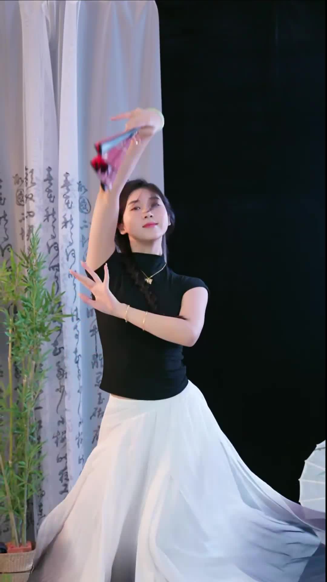 #徐婉婷 #抖音 #舞蹈 #中国舞 @ikan_live 2024-11-03